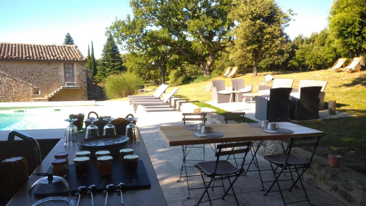 La Ferme Les Eybrachas Hotel Réauville Kültér fotó